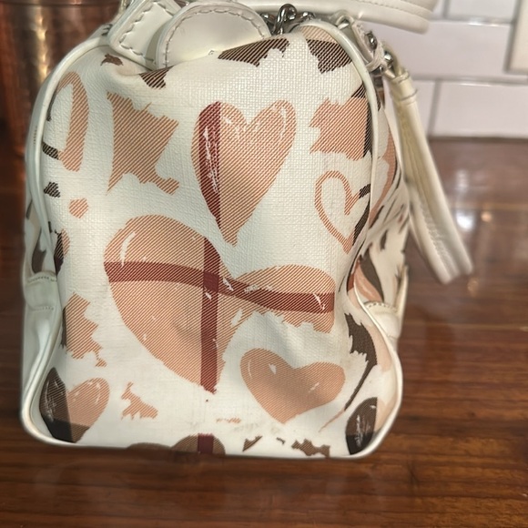 Burberry patent Nova check heart Chester bowling bag with COA. - Picture 8 of 16